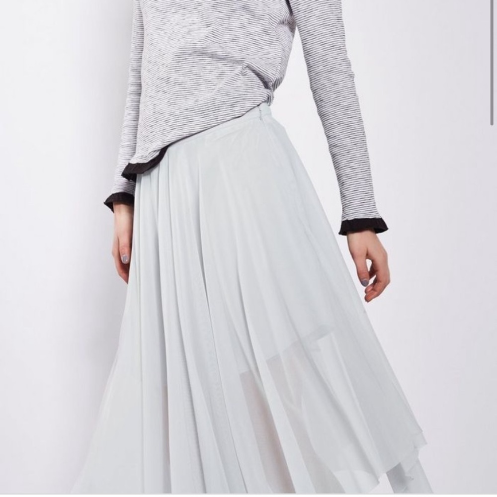 Topshop Tulle Asymmetric Midi Skirt (Petite)Size:0